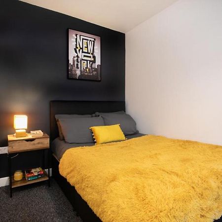 Spacious 2 Bedroom Apartments - 5 Mins From Qmc, Universities And City Centre! Nottingham Ngoại thất bức ảnh
