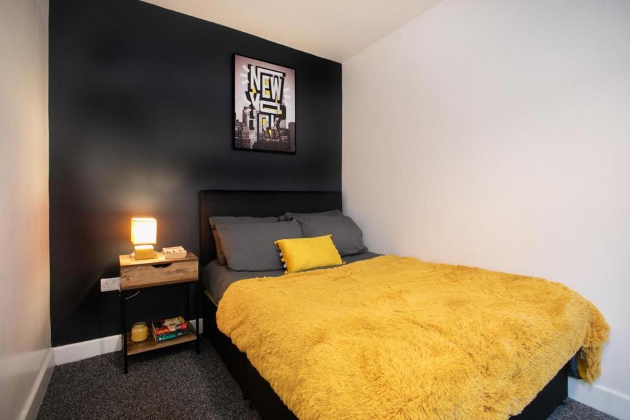 Spacious 2 Bedroom Apartments - 5 Mins From Qmc, Universities And City Centre! Nottingham Ngoại thất bức ảnh