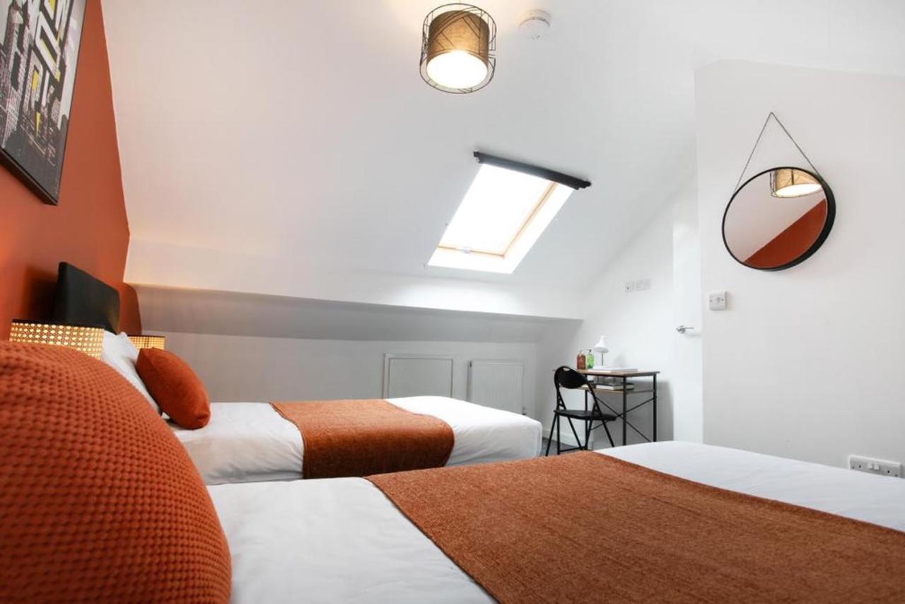 Spacious 2 Bedroom Apartments - 5 Mins From Qmc, Universities And City Centre! Nottingham Ngoại thất bức ảnh