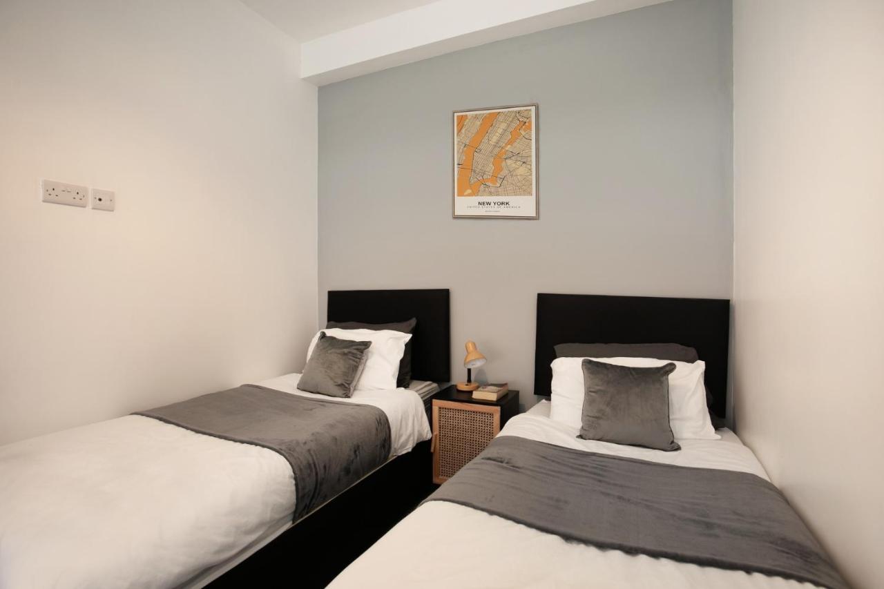 Spacious 2 Bedroom Apartments - 5 Mins From Qmc, Universities And City Centre! Nottingham Ngoại thất bức ảnh